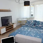 Apartment A Spacious For Holidays And Weekends *
